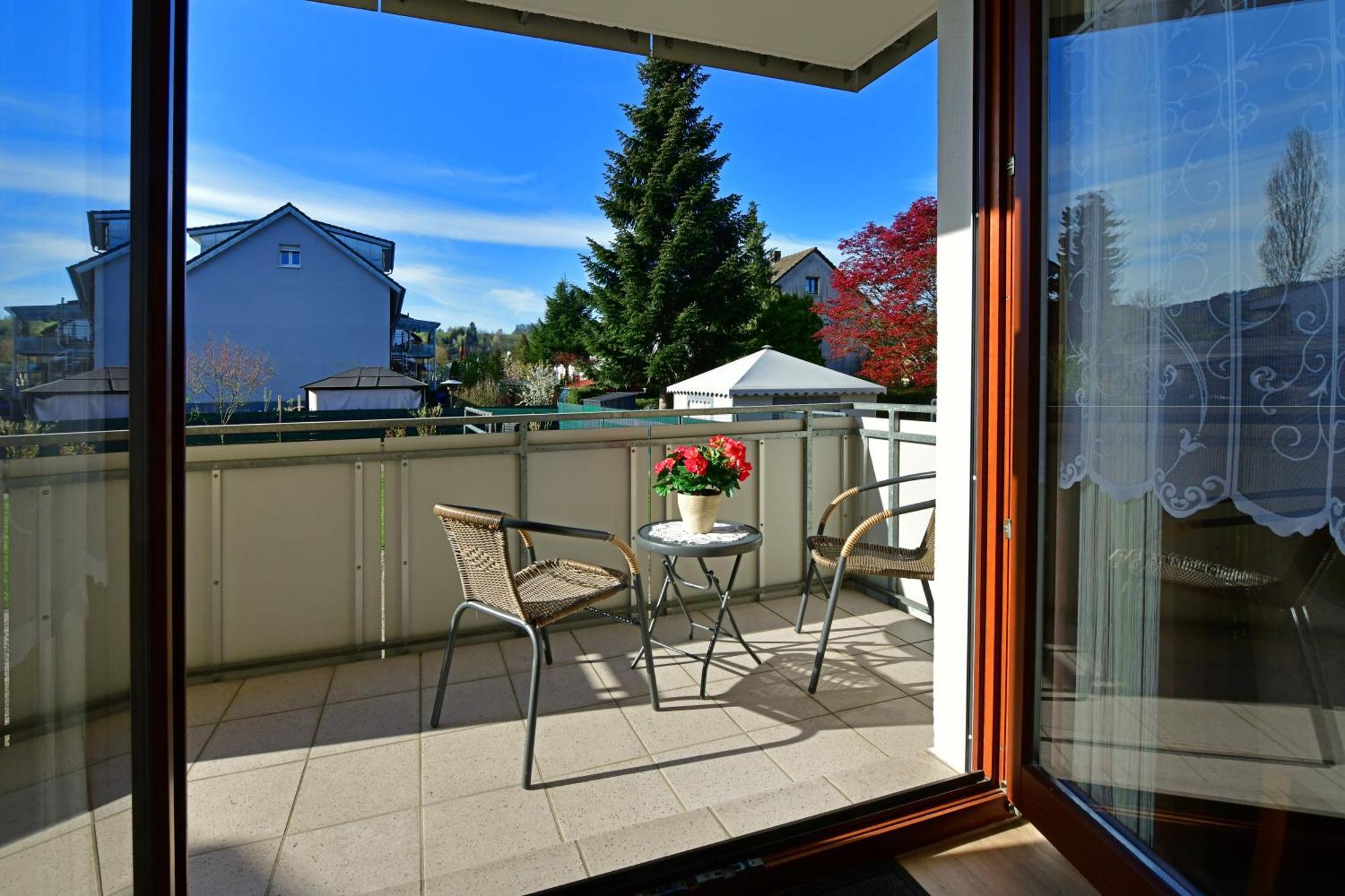 Gaestehaus In Schopfheim, 20 Km Zur Schweiz-Basel, Direkte S-Bahnverbindung ภายนอก รูปภาพ